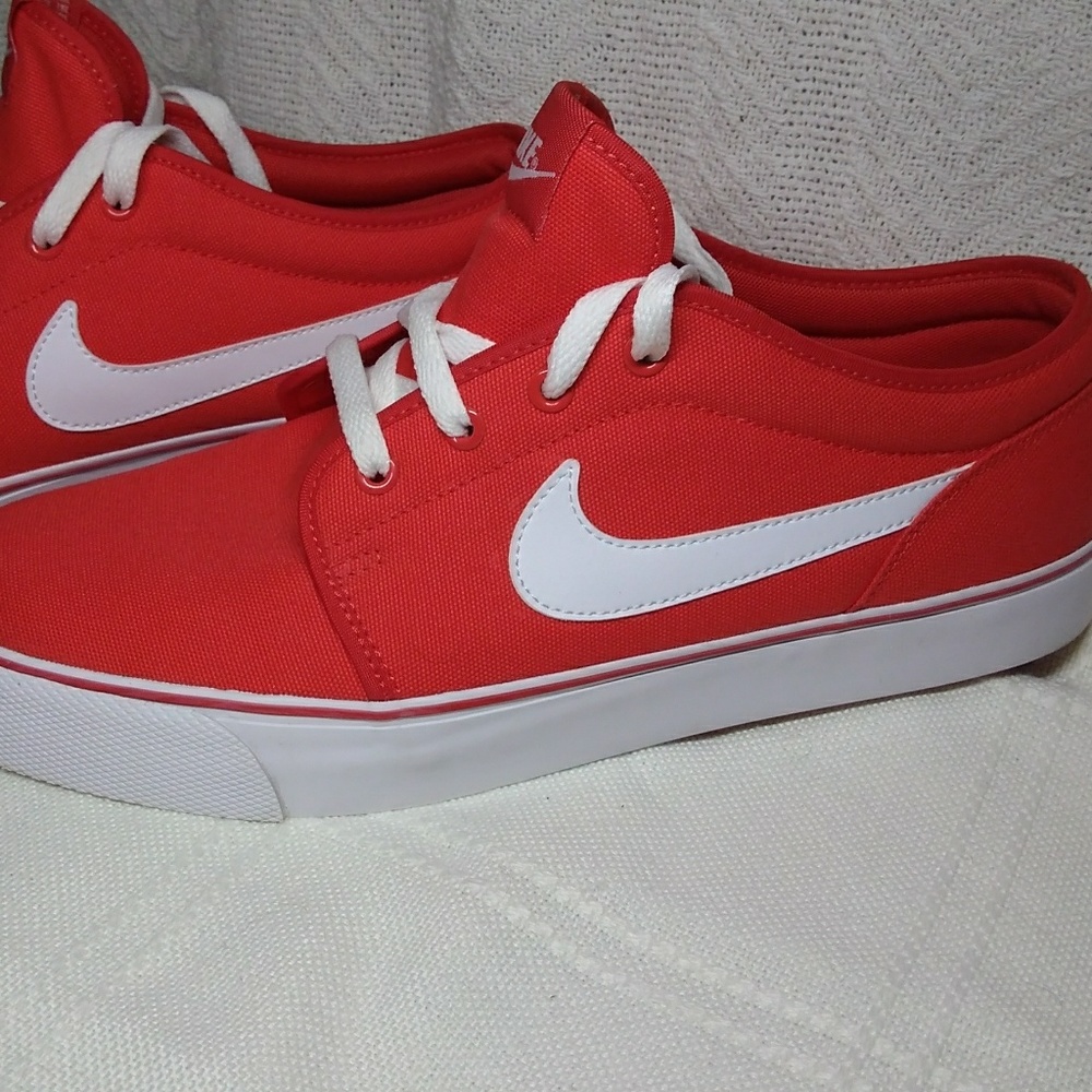 Nike 2012 Toki Textile Shoes M11.5